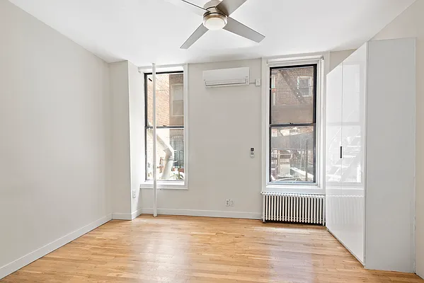 Rented by Cooper & Cooper Real Estate | media 1