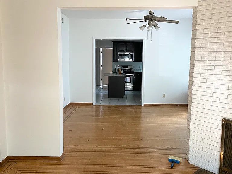 2545 Dupont Ave S #1 — Photo 7