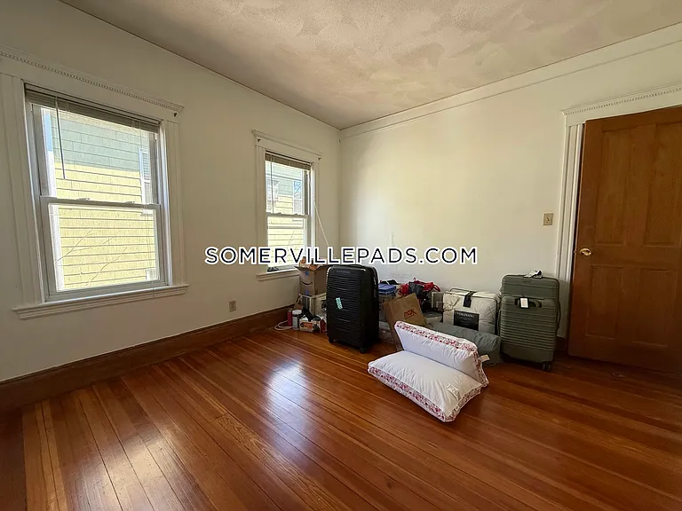 10 Dickson St — Photo 15