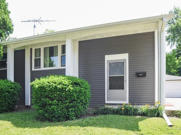 (undisclosed Address), Waukegan, IL 60087