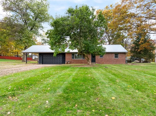 4639 Westwood Dr, Apple Creek, OH 44606