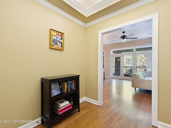 2nd image of 4821 N Damen Ave #2