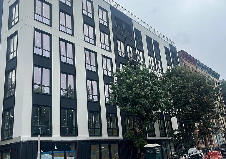 193 Graham Ave #4M — Photo 6