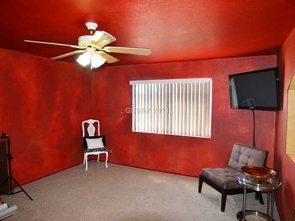 2nd image of 1518 Cliff Branch Dr