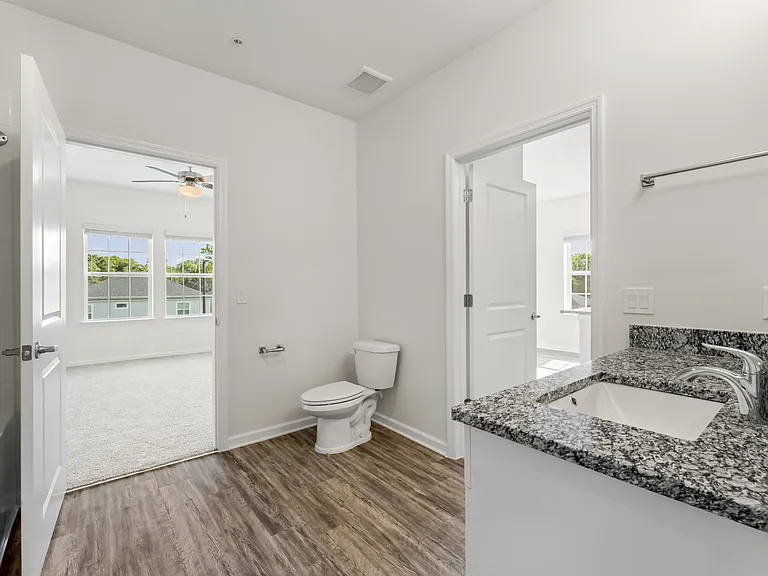 Surf Apartments — Photo 8
