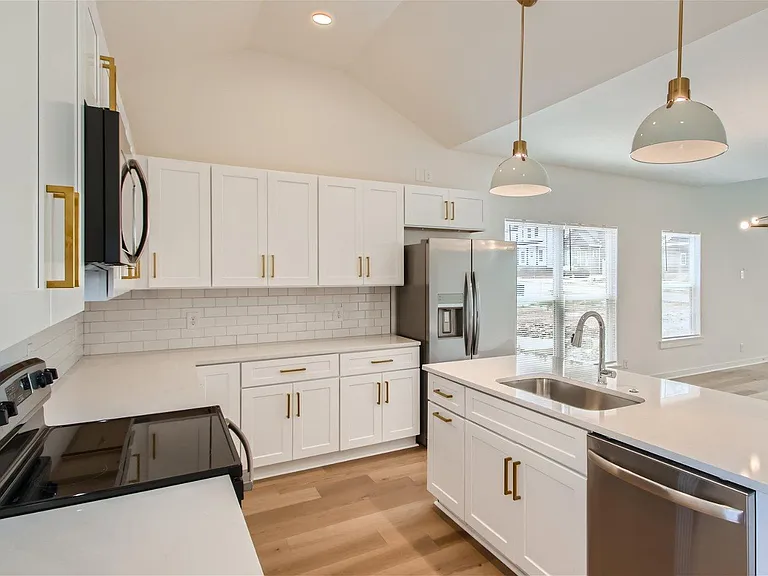 1140 Alcove Way — Photo 5