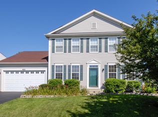 421 Kensington Dr, Oswego, IL 60543