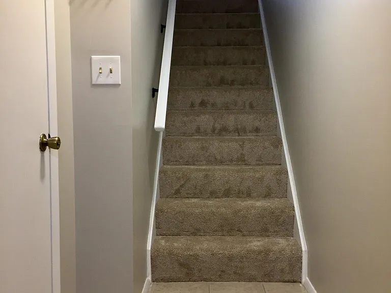 917 Lynwood Ct — Photo 16
