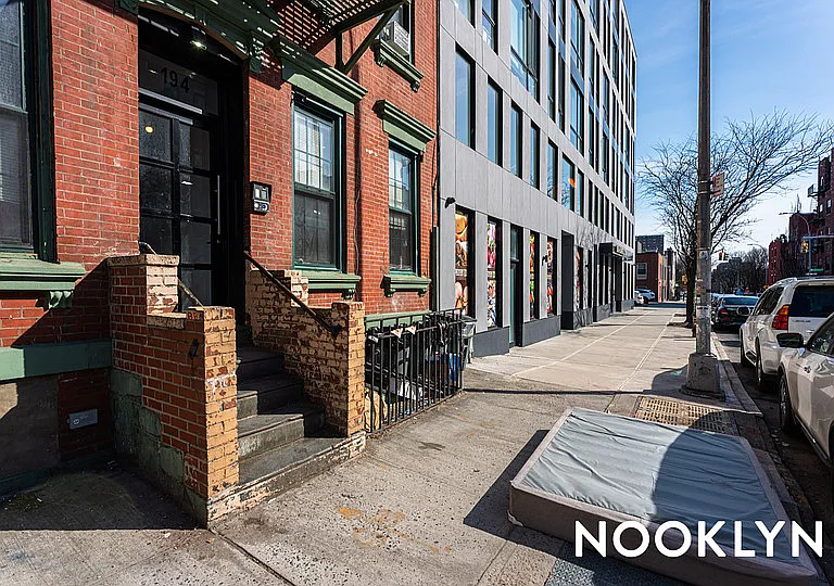 194 Humboldt St #4L — Photo 4