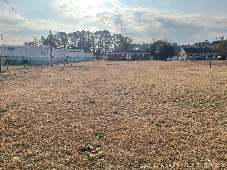 1725 Cumberland Dr — Photo 11