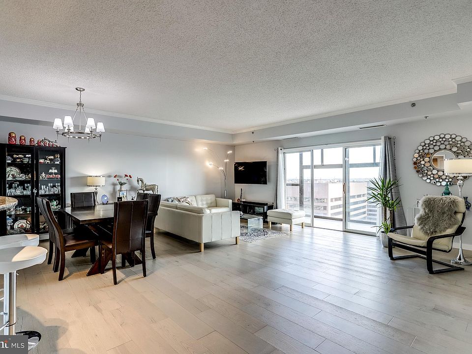 1st image of 1211 S Eads St APT 1904