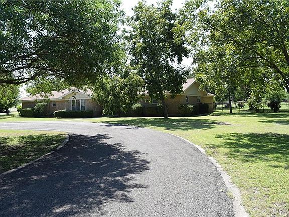 3rd image of 408 Santa Anna Ave