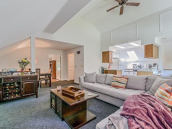 2nd image of 600 Long Hill Ave