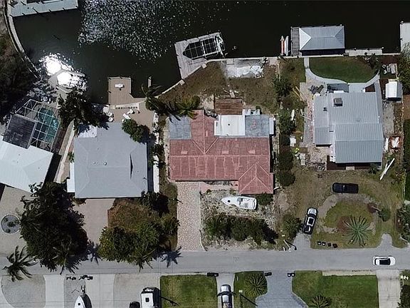 5th image of 139 Ibis ST