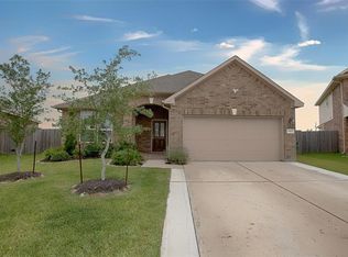 3002 Barrington Springs Ln, Dickinson, TX 77539