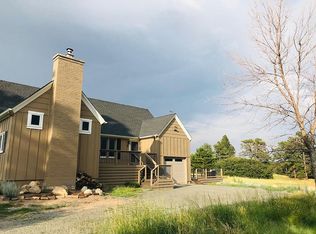 1052 Yarnell Dr, Larkspur, CO 80118