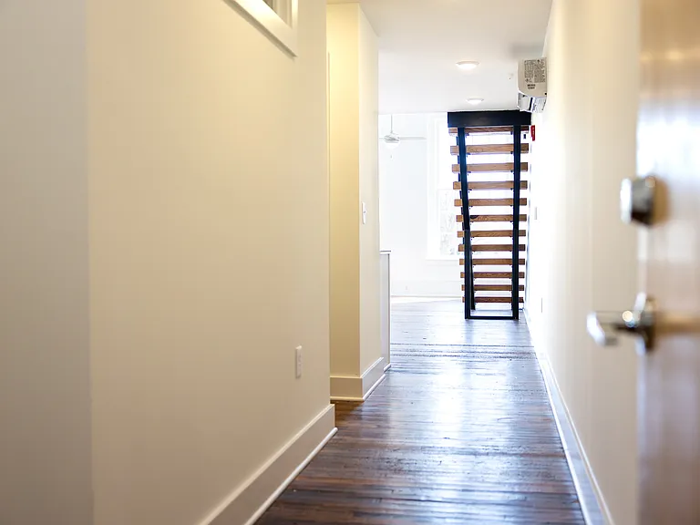 Overton Lofts — Photo 28