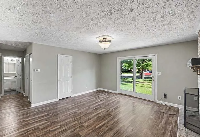 377 Redding Rd #B — Photo 8