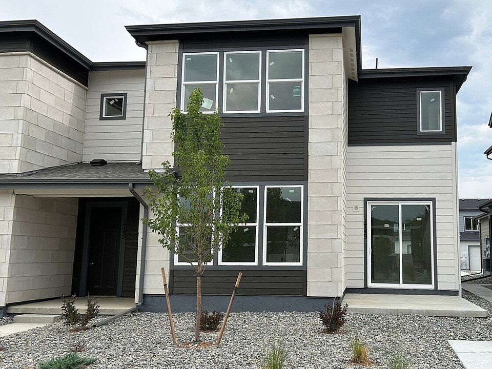 Modern Prairie style front exterior