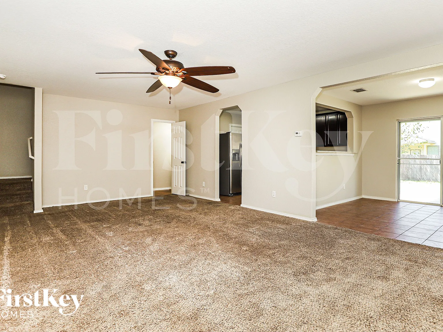 3 bed, 3.0 bath, 1812 sqft, $1,640 — Photo 3