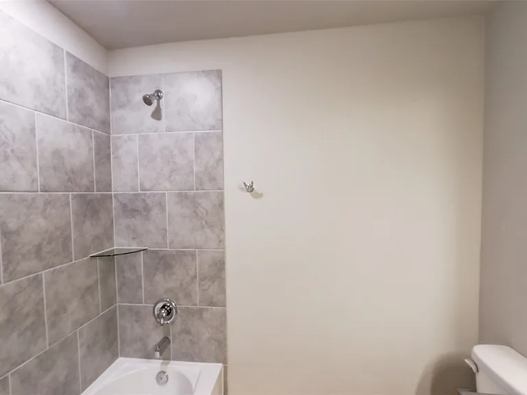 6210 Trado Dr — Photo 27