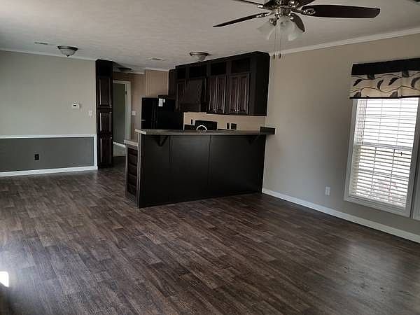 2nd image of 1511 Windwood St