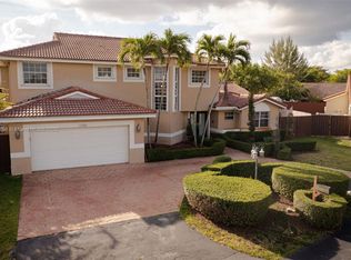 15000 SW 45th Ln, Miami, FL 33185