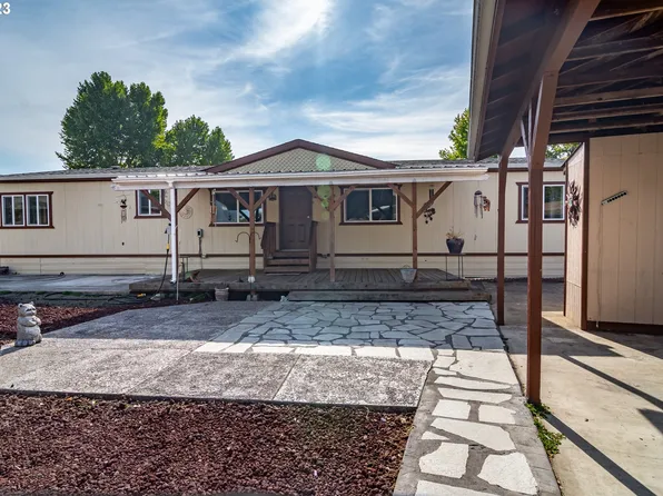 242 Terrie Ct, Sutherlin, OR 97479