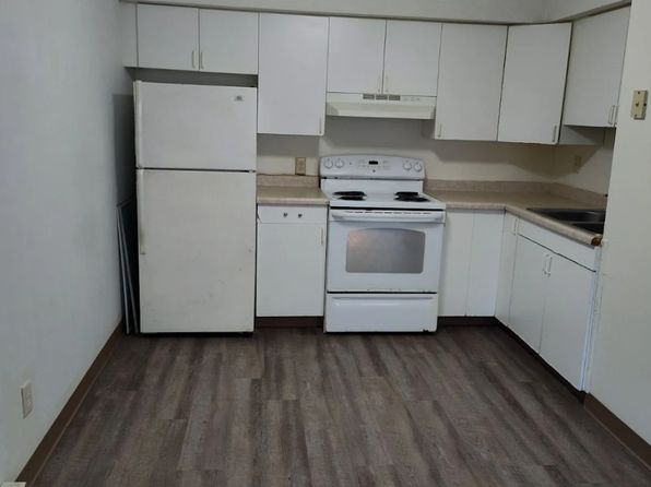 12 Cottage Row APT 13