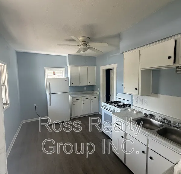 108 Field Ave — Photo 2