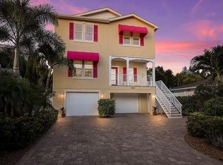 4847 Commonwealth Dr, Sarasota, FL 34242