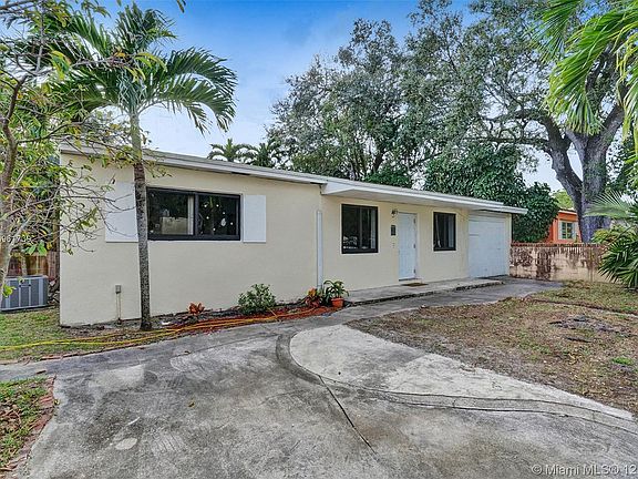 3rd image of 760 NW 132nd St