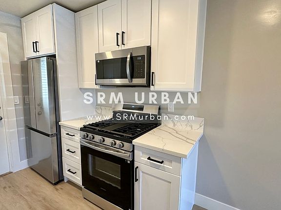 4th image of 3065 Madison Ave