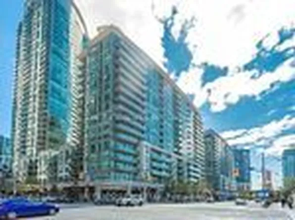 51 Lower Simcoe St #1902, Toronto, ON M5J 3A2