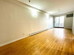 30-74 30th St #R1, Astoria, NY 11102