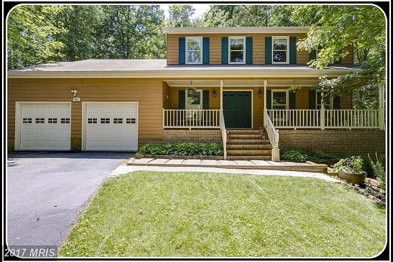 1st image of 1015 England Dr