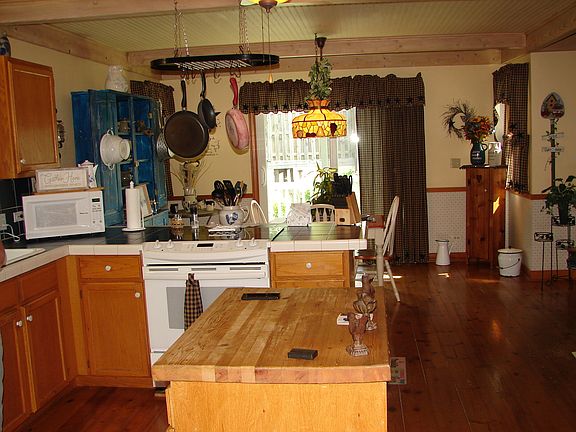 5th image of 1001 Franklin Ave