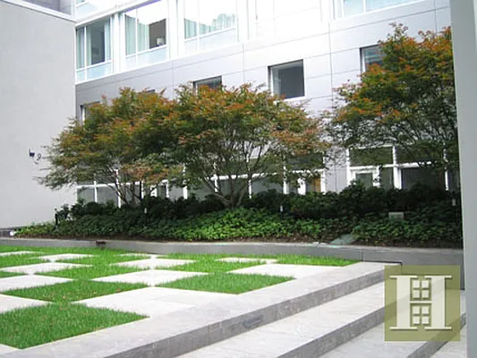 Rented by Halstead Real Estate | media 19