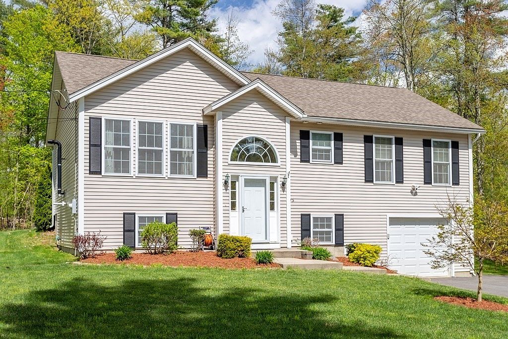 1375 Green St, Gardner, MA 01440 Zillow