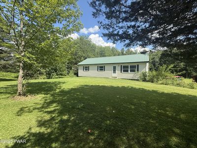 22 Old State Rd, Lakewood, PA, 18439