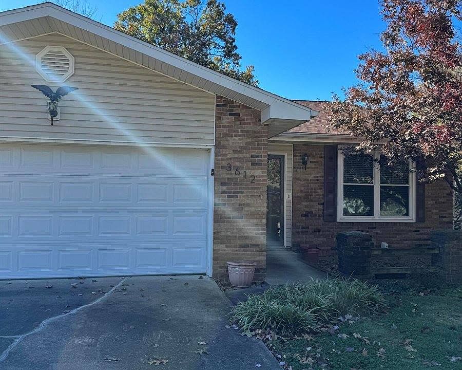 2nd image of 3612 Bakers Branch Dr