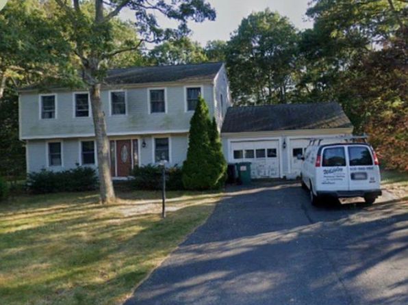 46 Holly Ridge Dr