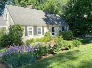 11 Lexington Ave, Lexington, MA 02421