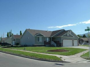 1118 W 100 S, Layton, UT 84041
