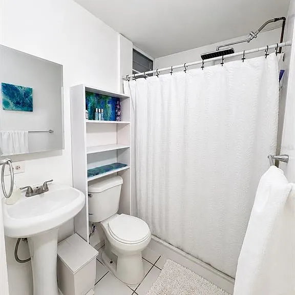 709 Cond Paseo Vista Mar Edif #7 — Photo 9