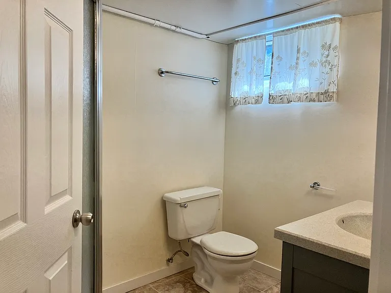 2824 Texas Ave S — Photo 28