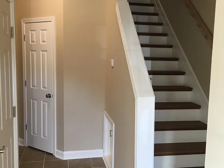 303 Cedar Island Trl — Photo 3