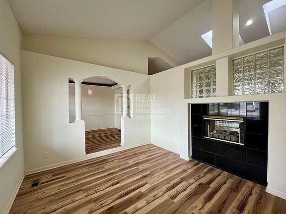 5th image of 1684 S Laredo St