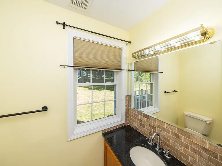 469 Walnut St — Photo 48