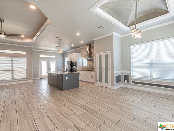 3rd image of 2529 Faux Pine Dr